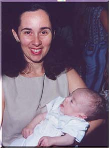 Nicholas com 4 meses junto de sua Mam�e (Cristina)